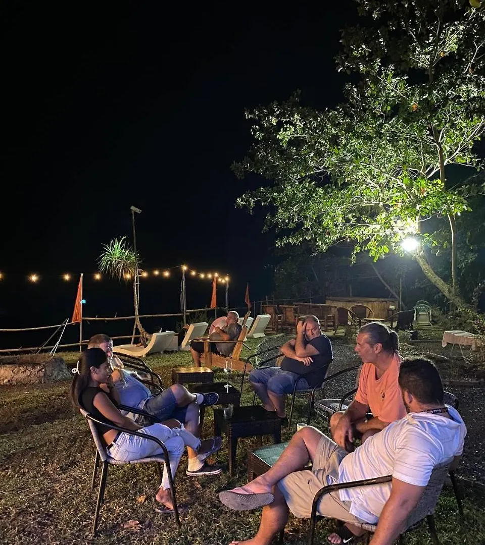 Jush Native And Glamping Ξενοδοχείο Dauis
