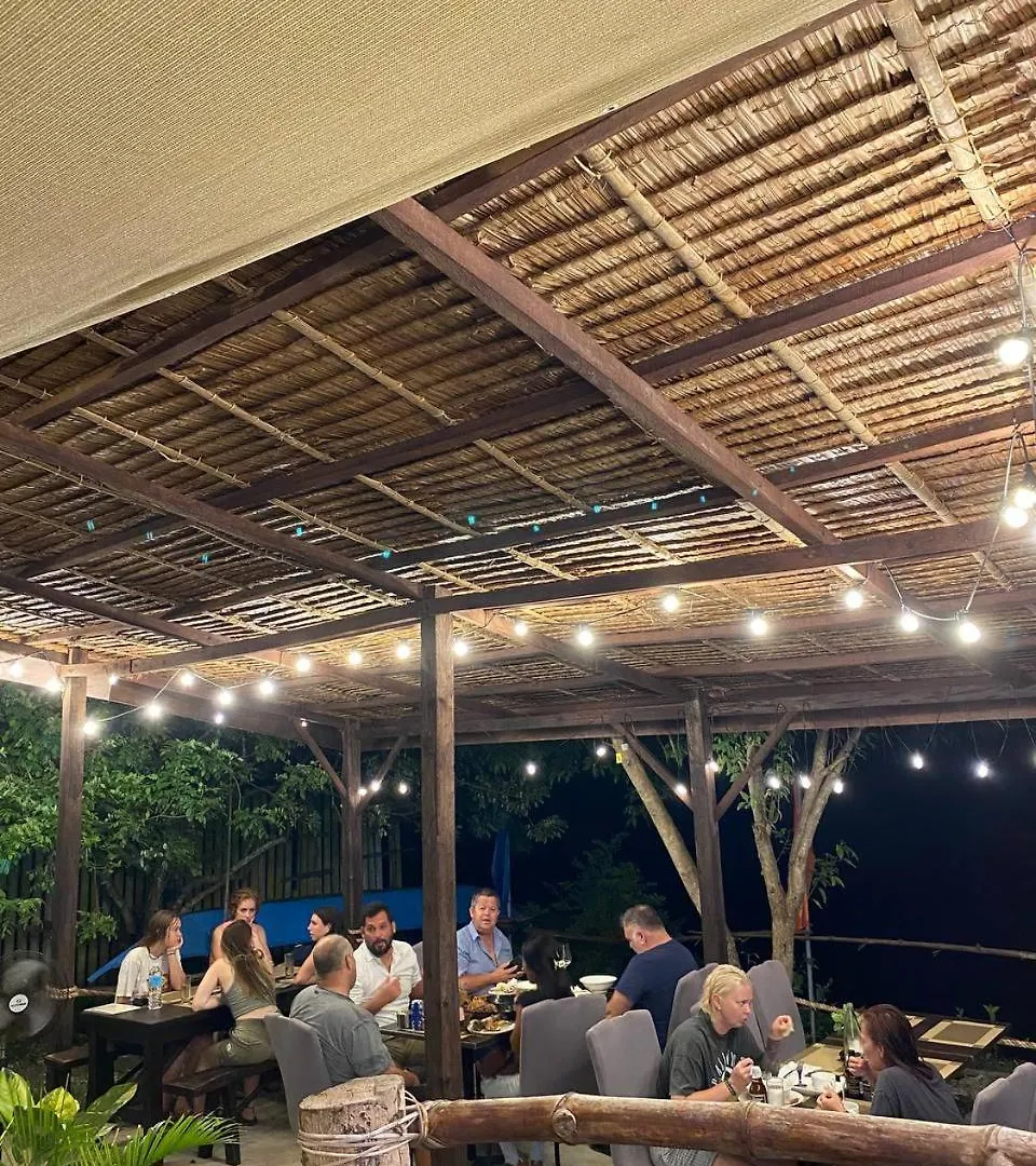 Jush Native And Glamping Hotel Dauis Filippinerne